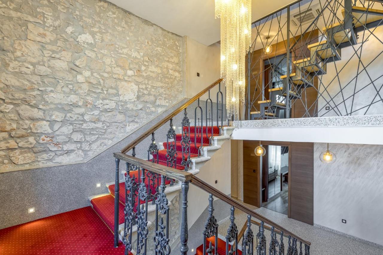 San Valentino Palace Aparthotel Umag Eksteriør bilde