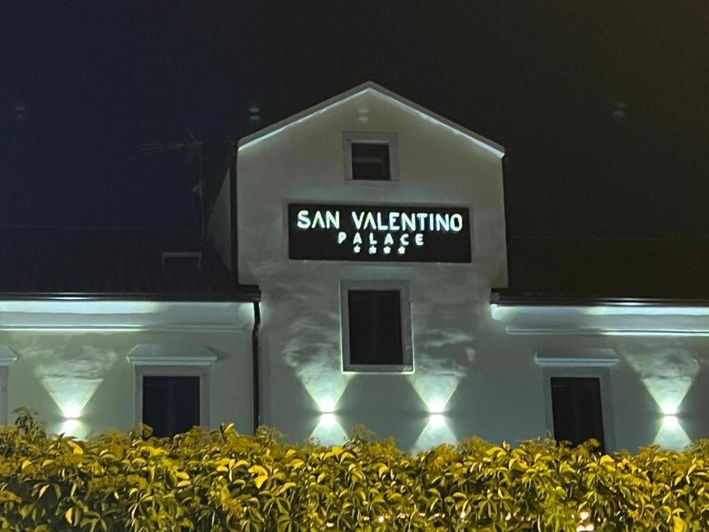 San Valentino Palace Aparthotel Umag Eksteriør bilde