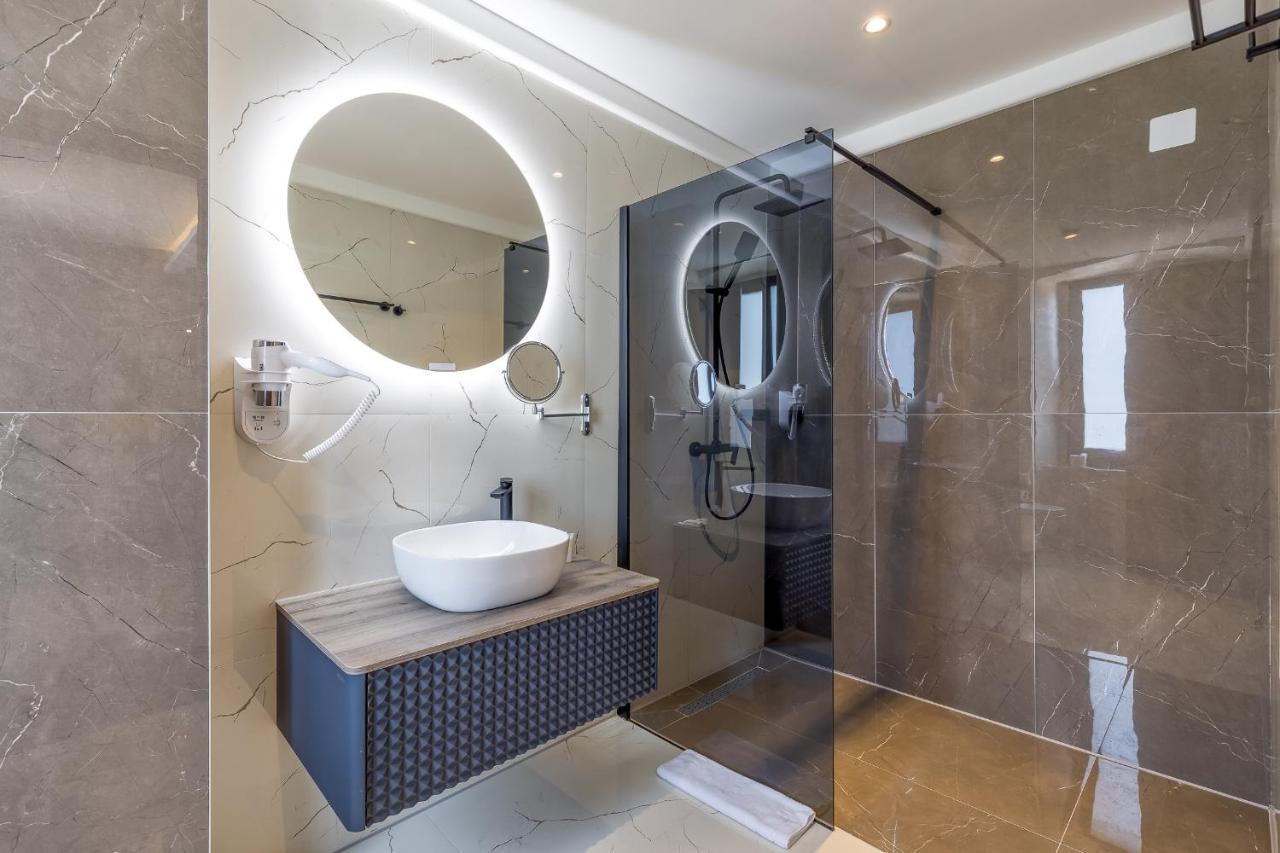 San Valentino Palace Aparthotel Umag Eksteriør bilde