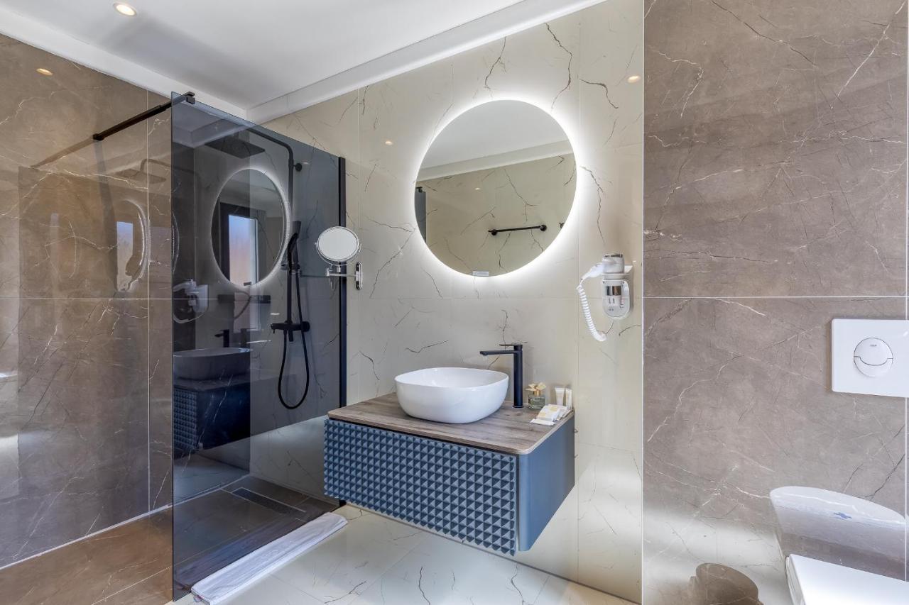 San Valentino Palace Aparthotel Umag Eksteriør bilde