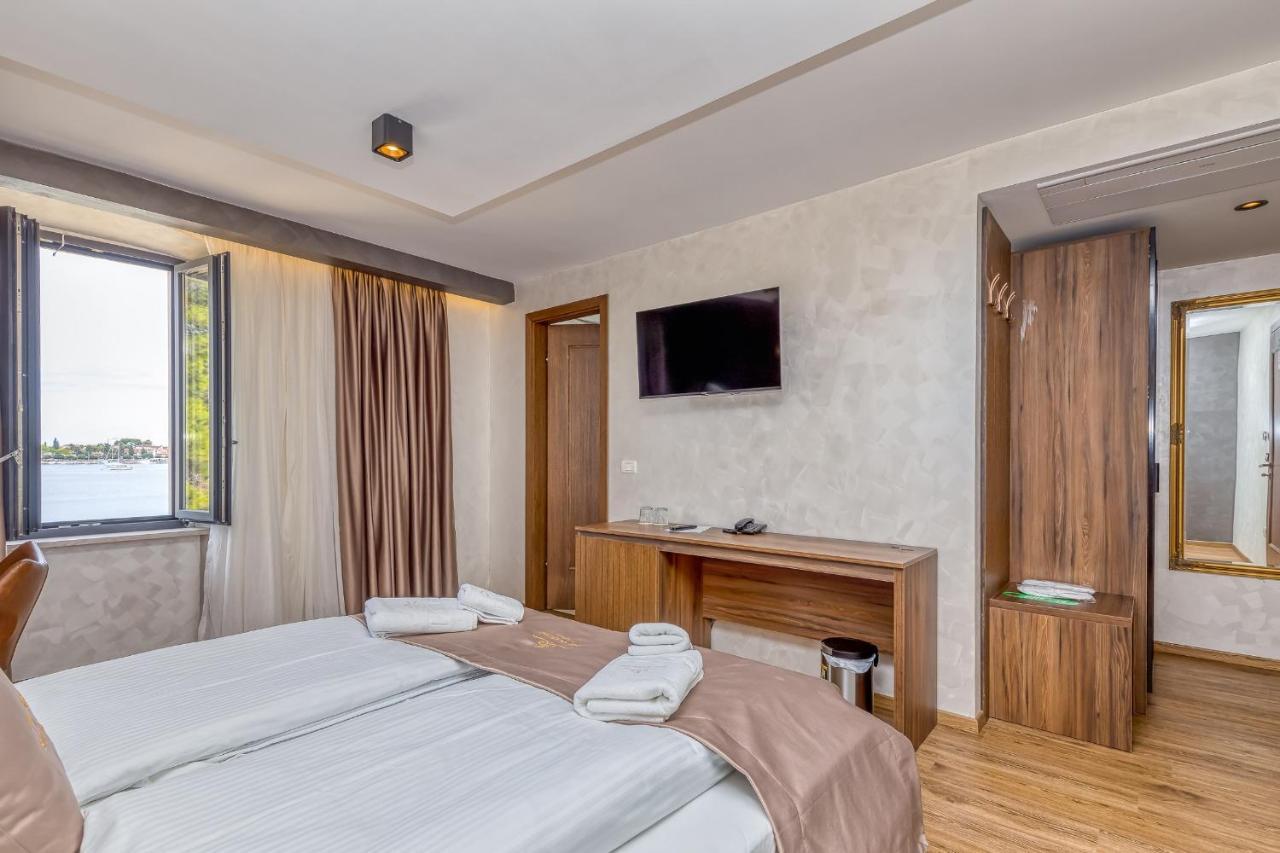 San Valentino Palace Aparthotel Umag Eksteriør bilde