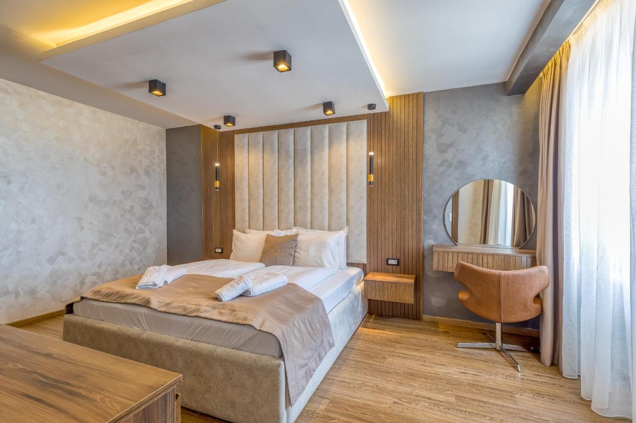 San Valentino Palace Aparthotel Umag Eksteriør bilde