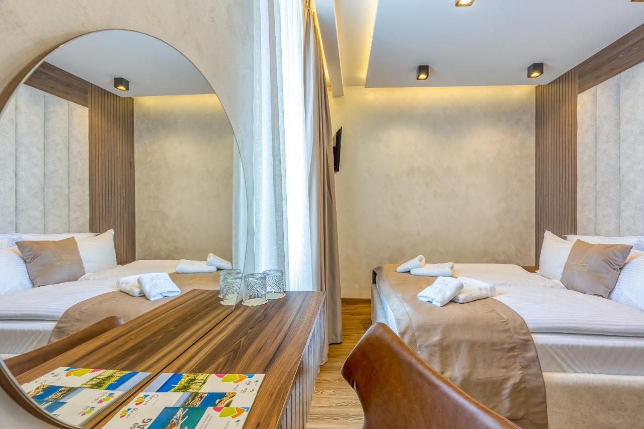 San Valentino Palace Aparthotel Umag Eksteriør bilde