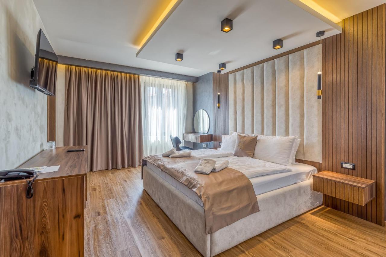 San Valentino Palace Aparthotel Umag Eksteriør bilde