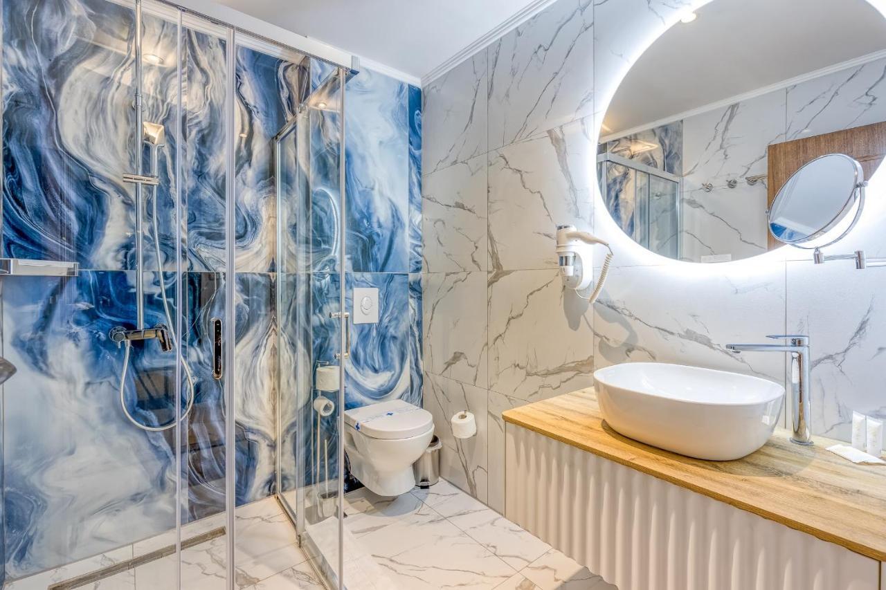 San Valentino Palace Aparthotel Umag Eksteriør bilde