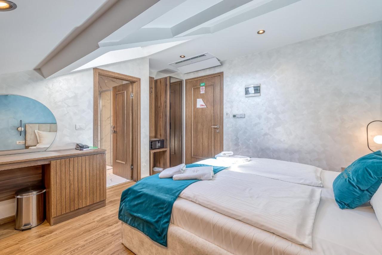 San Valentino Palace Aparthotel Umag Eksteriør bilde